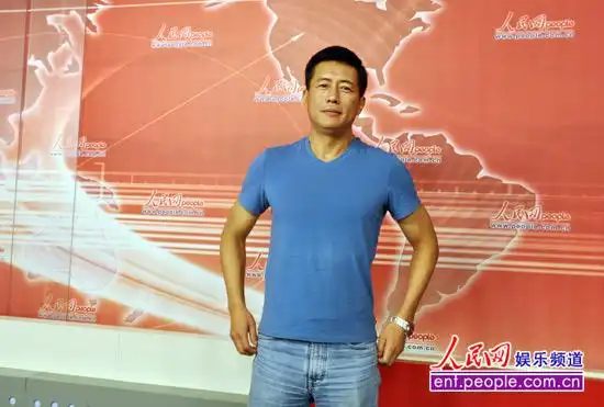 组图:演员高曙光做客"娱乐面对面"