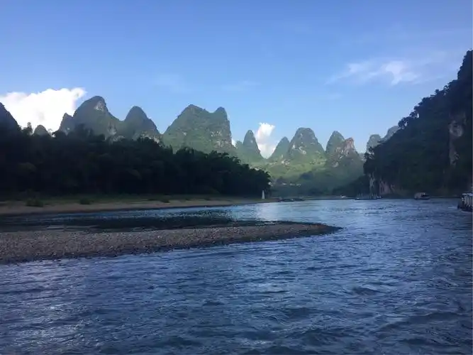 二人行之广西———桂林山水甲天下