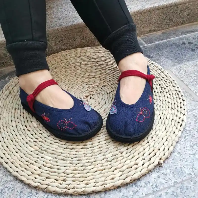 一带盘扣葫芦款#手工布鞋千针万线 #手工布鞋店 #布鞋厂家  - 抖音