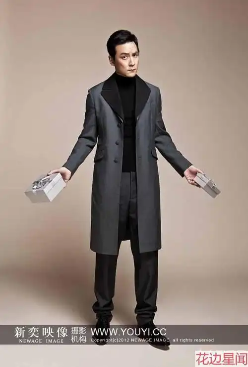 谁有吴彦祖的照片,帮忙发来吧!