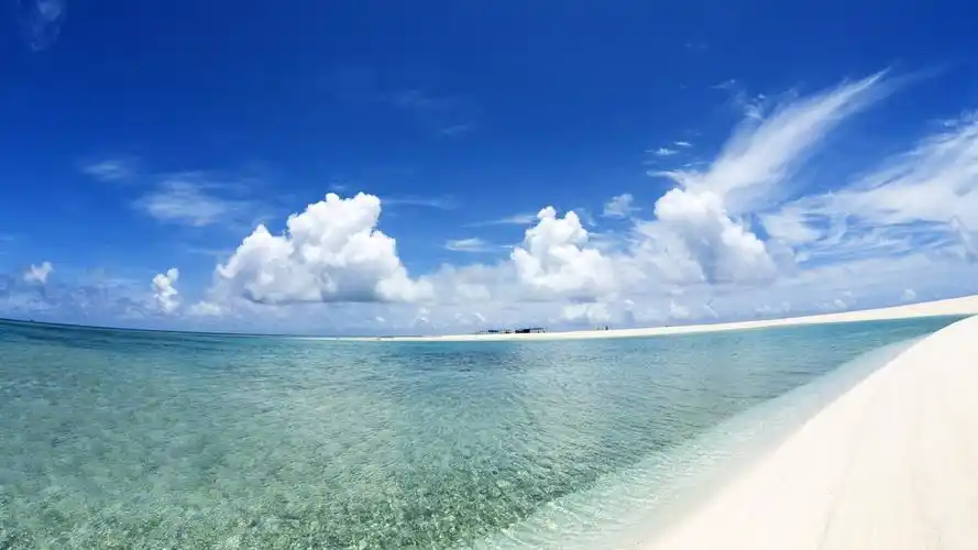 蓝色大海风景图片电脑桌面壁纸