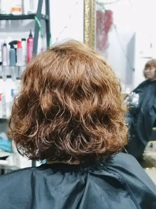 最火女士短发14款,烫卷剪短美美哒,看着很心动插图3