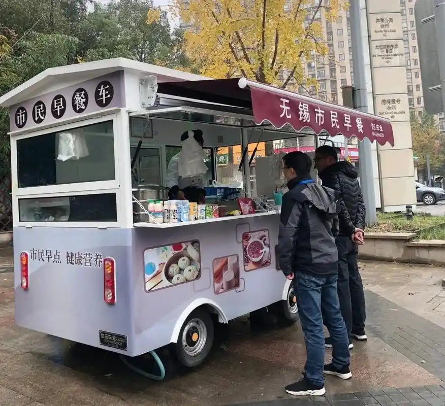 大白萌萌哒智能早餐车上岗啦