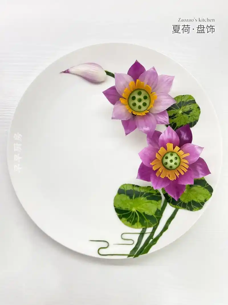 一看就会的立体洋葱荷花摆盘.#摆盘技巧 #盘饰 #吃出仪式感 - 抖音