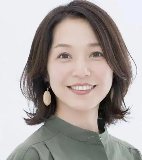 女人到了50岁发型决定气质3款大妈发型要记得避开太显老