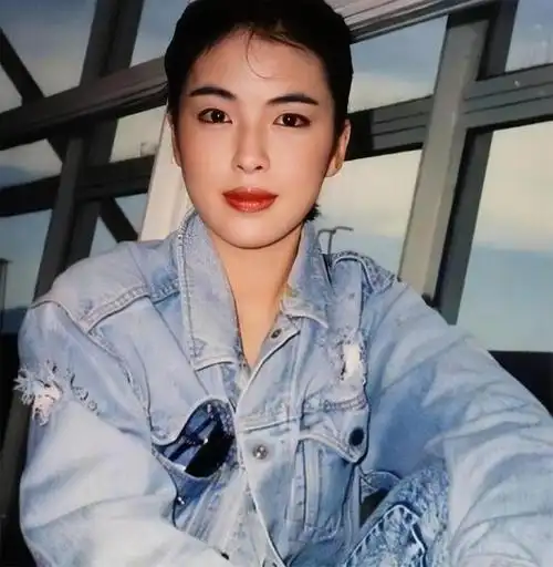 回顾罗美薇3年换21个菲佣结婚27年却依旧被张学友宠成宝