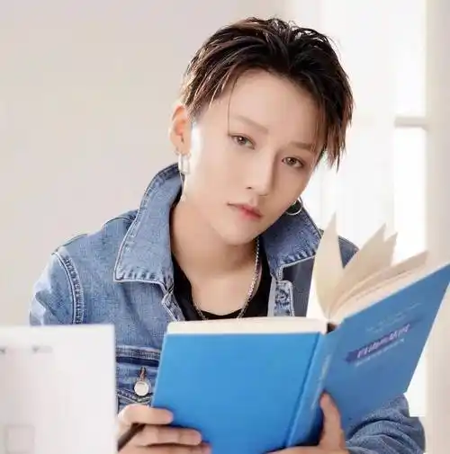 微信头像刘雨昕