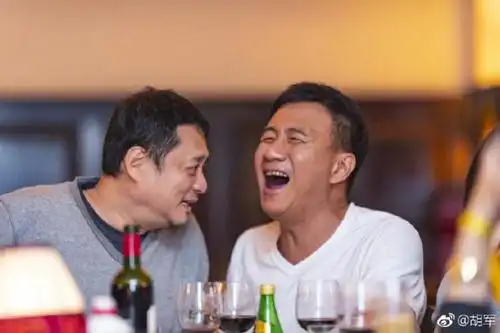 照片中,林青霞,刘嘉玲,关之琳,濮存昕,关锦鹏等一众好友现身.