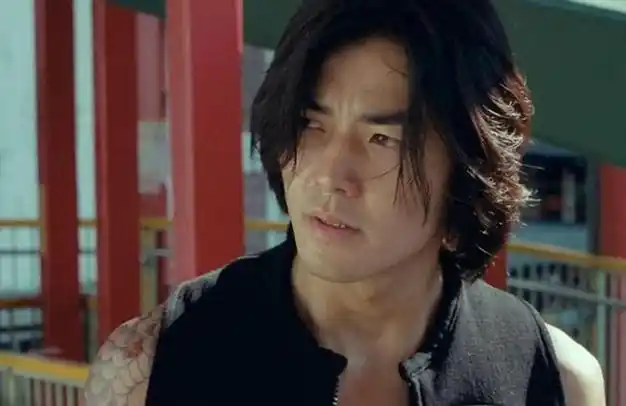 刘伟强香港办64岁生日宴古惑仔演员齐聚郑伊健断崖式衰老