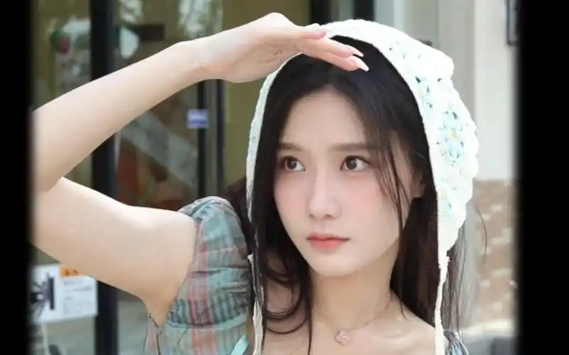 【陈意涵estelle】田园复古风随拍花絮