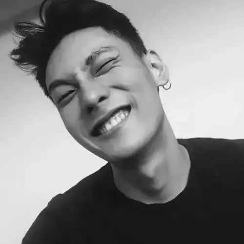 男生头像男票占有欲太强是什么体验