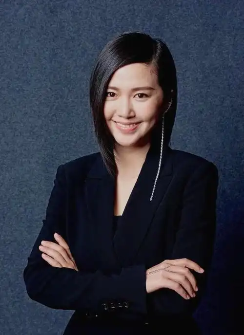 谭维维新歌小娟歌词是什么,谭维维新歌小娟歌词是什么歌(谭维维新歌