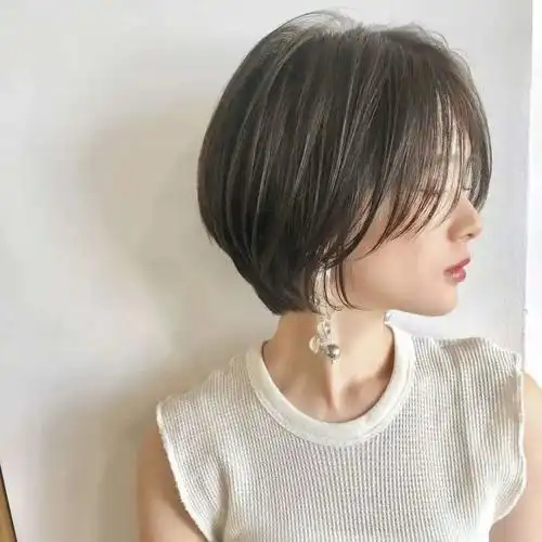 甜美可爱的短发喜欢短发的女士可以收藏图组