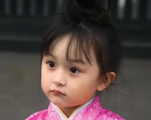 刘楚恬:童星蜕变,甜美长相背后的.@生活逸家的动态