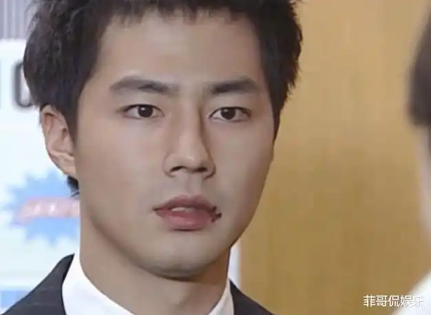 赵寅成形象大改变42岁男神现身照片引热议网友纷纷感叹