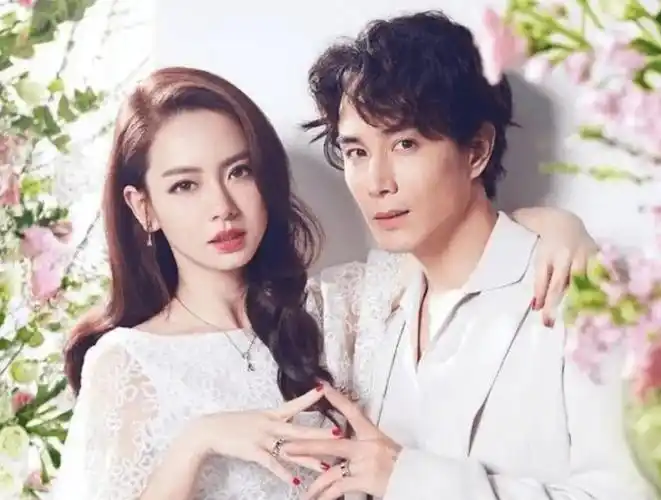 戚薇李承铉澳洲避暑,8岁lucky染粉发暴风长高,侧颜肉嘟嘟_夫妻俩_妻子