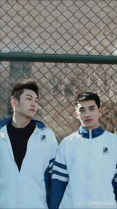 可以发一些黄景瑜和许魏洲同框的图片吗