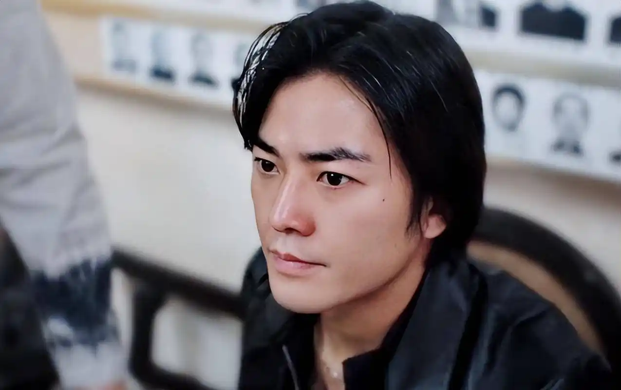 "情场浪子"郑伊健:三段感情无缝衔接,为何会被蒙嘉慧迷了眼?