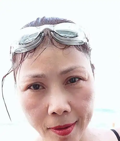 53岁歌坛天后田震近照曝光, 容颜沧桑! 网友, 像换了一个