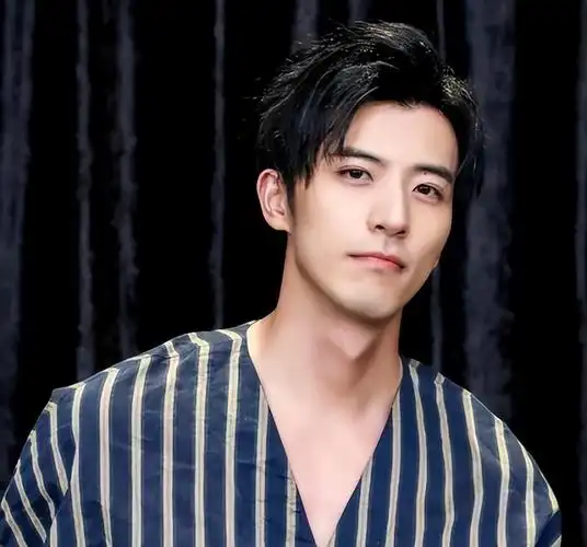 回顾这三位曾经很火的过气明星有人再无新作有人让人惋惜