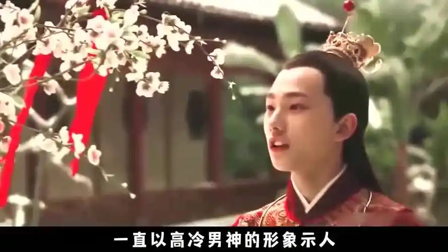 "寒碜顶流"杨洋:被李少红当众扇3巴掌,衣服破了用双面胶粘!