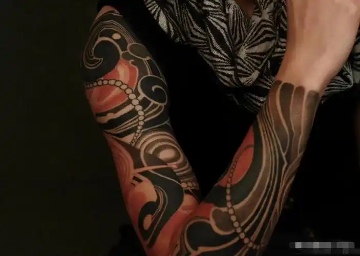 图腾花臂纹身手臂图腾纹身8