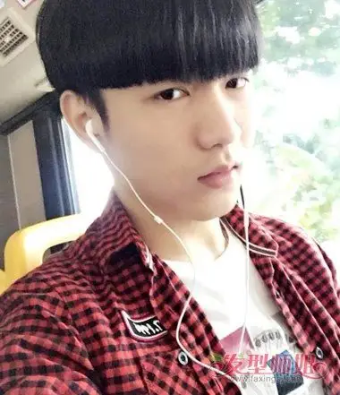 男生头发打薄了是什么样子带图片的 头发薄发尾一刀平好看吗(2)