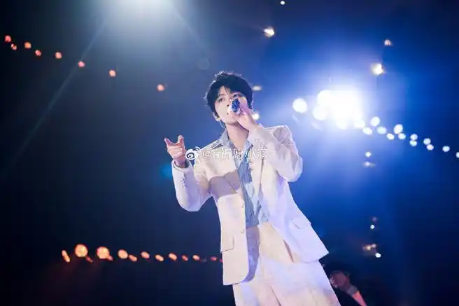 王俊凯##健身房又偶遇王俊凯##王俊凯无名之辈路透##王俊凯锅盖头路透