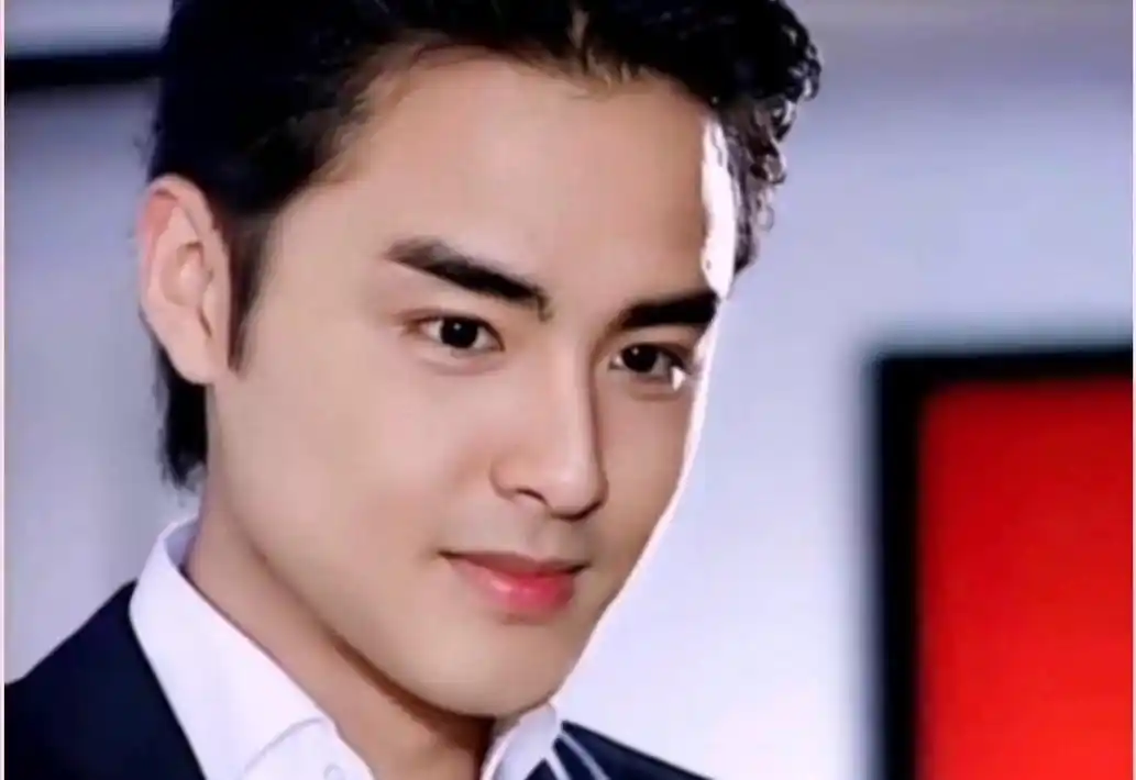 据台媒报道,明道已于去年隐婚生子,《王子变青蛙》大家还记得吗