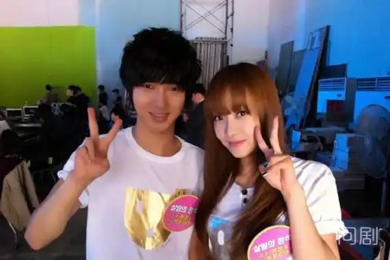 no.7徐仁国在综艺节目《深深打破电台》提及喜欢f(x)victoria宋茜.no.