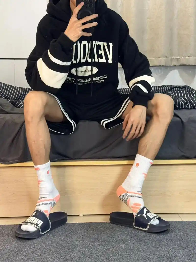 维动的可达鸭篮球袜不要太酷了.