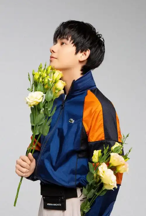 胡先煦帅气百变时尚写真图片