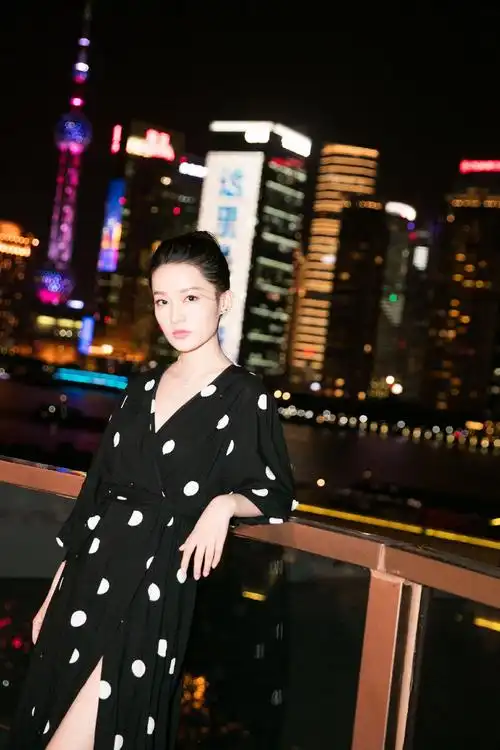 李沁图片 李沁天猫品牌活动日性感图片