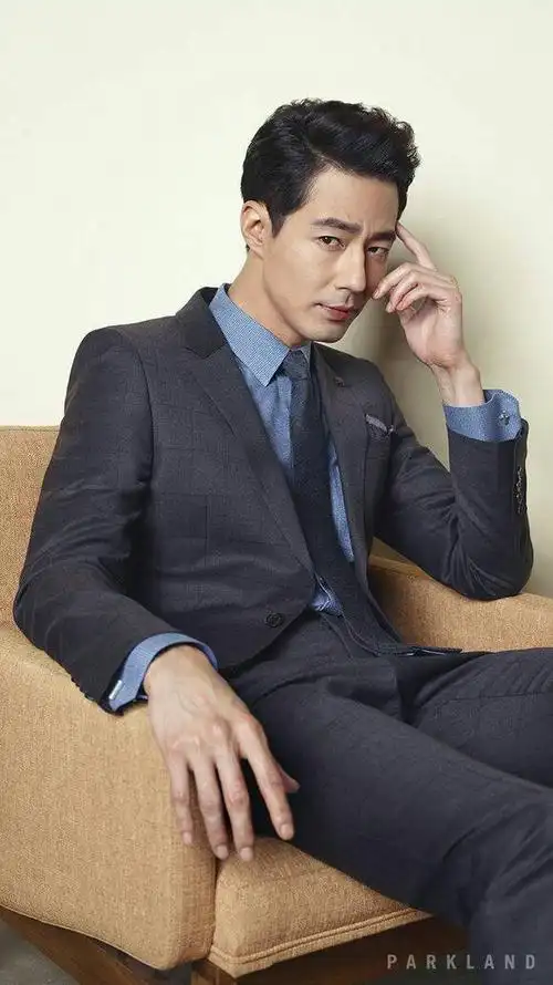 纵观韩国,人品,演技,身高,颜值,智商,情商,必须赵寅成.