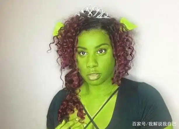 第四人种被发现,皮肤和血液都是绿色,专家认为他们能用光合作用