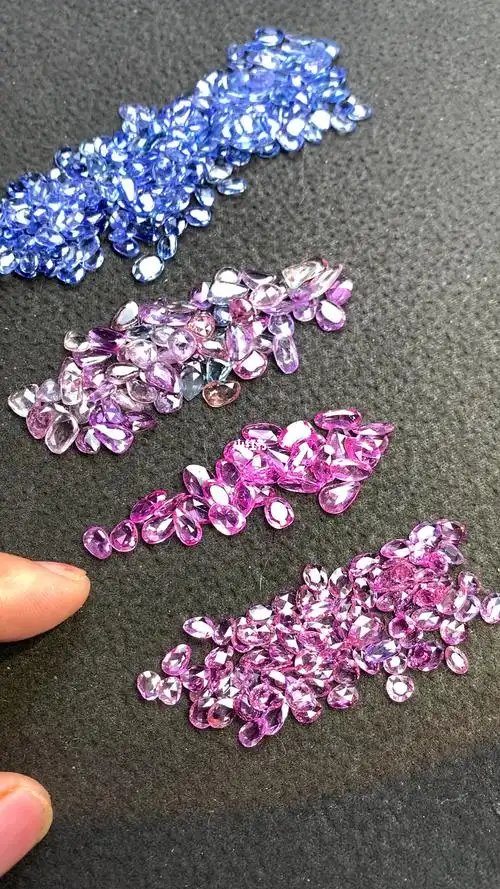 玫瑰切工蓝宝石