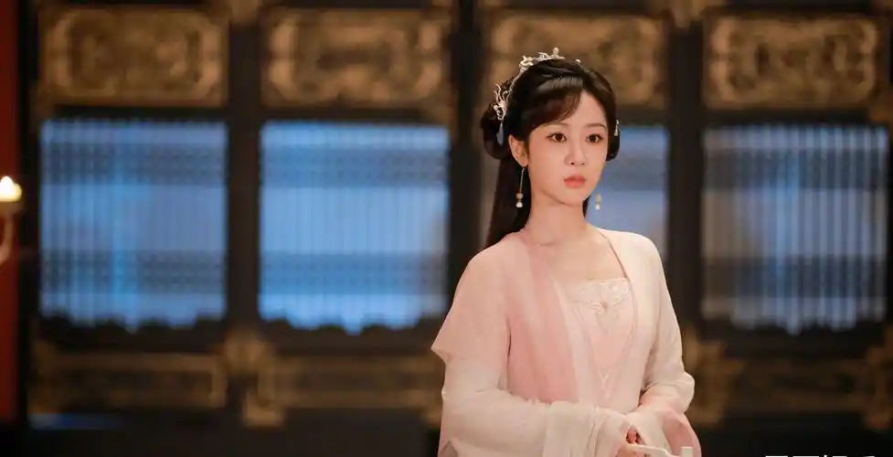 《沉香如屑》杨紫角色令人期待,成毅很乖,或成爆款剧_唐周_演技_遗失