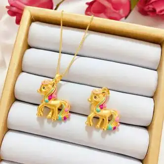 尔立足金999彩虹马吊坠黄金珐琅生肖马项链挂坠女款3d硬金小马驹坠子