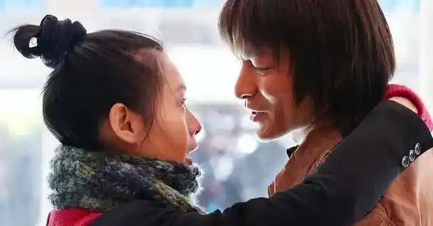 著名歌手刘若英痴恋大10岁恩师为何最后情定北京富豪