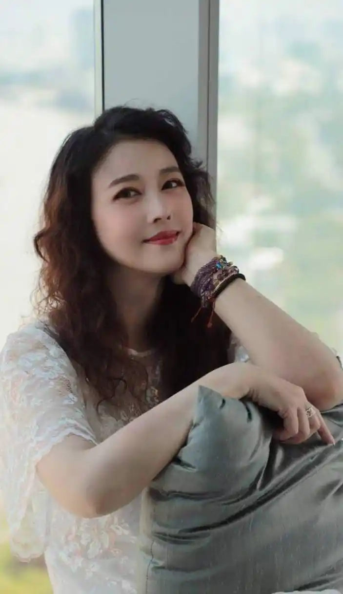 周海媚在有生之年活得很通透,这辈子她过得不算长但绝对很值!