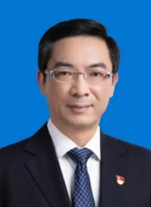 李海洋,男,中共党员,医学博士,外科学教授,主任医师,博士生导师.