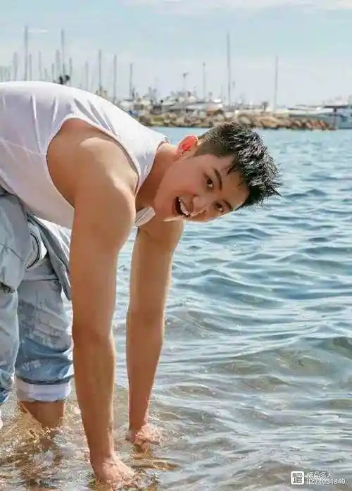 《维和防暴队》黄景瑜:从草根奋斗成流量小生,离婚6年仍单身