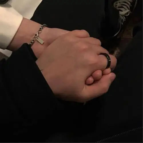 牵手情侣二传注明