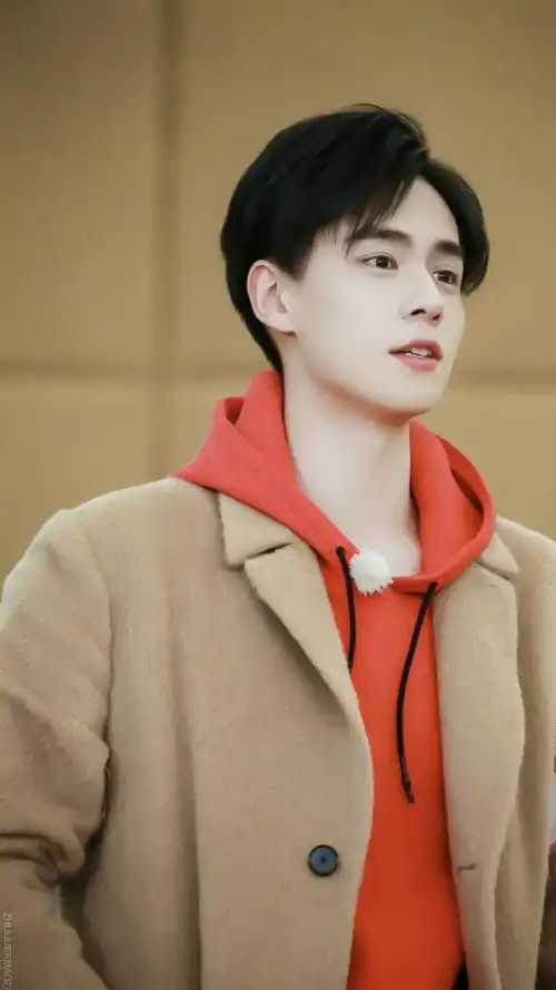 胡一天 修图(cr:追剧二猫子)