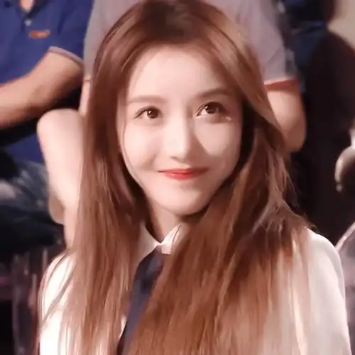 女爱豆头像姜贞羽内娱赞评论更多