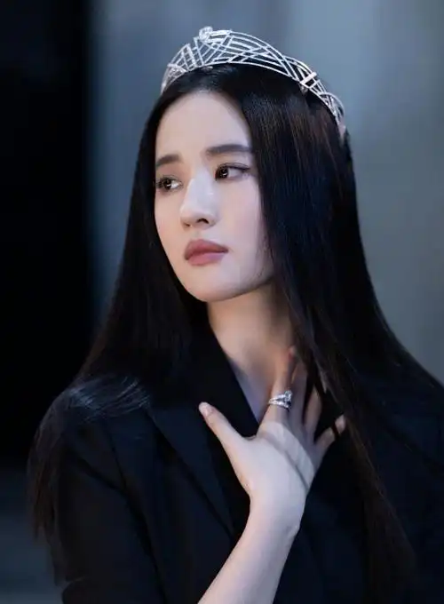 刘亦菲个人资料介绍(虽是美籍,但她的心却在中国) 第29张