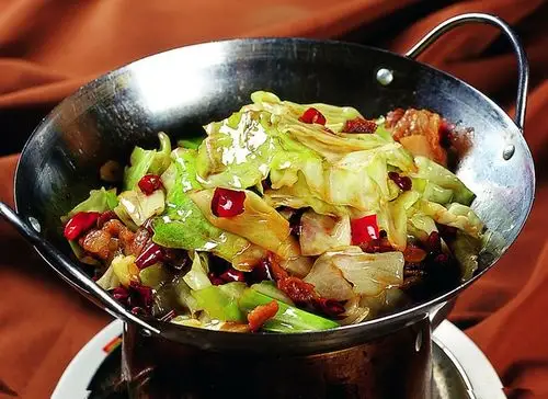 干锅包菜 ￥18元/份 已售4份