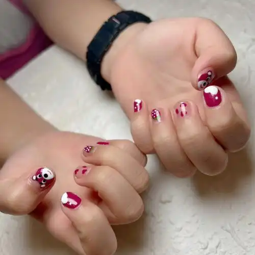 儿童美甲  #彩绘美甲  #草莓熊美甲