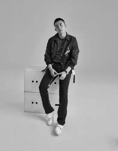 看了吴亦凡,杨洋,黄景瑜的平头发型,你还觉得发型影响颜值?