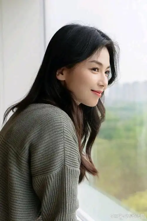 刘涛被质疑整容,粉丝女神来了